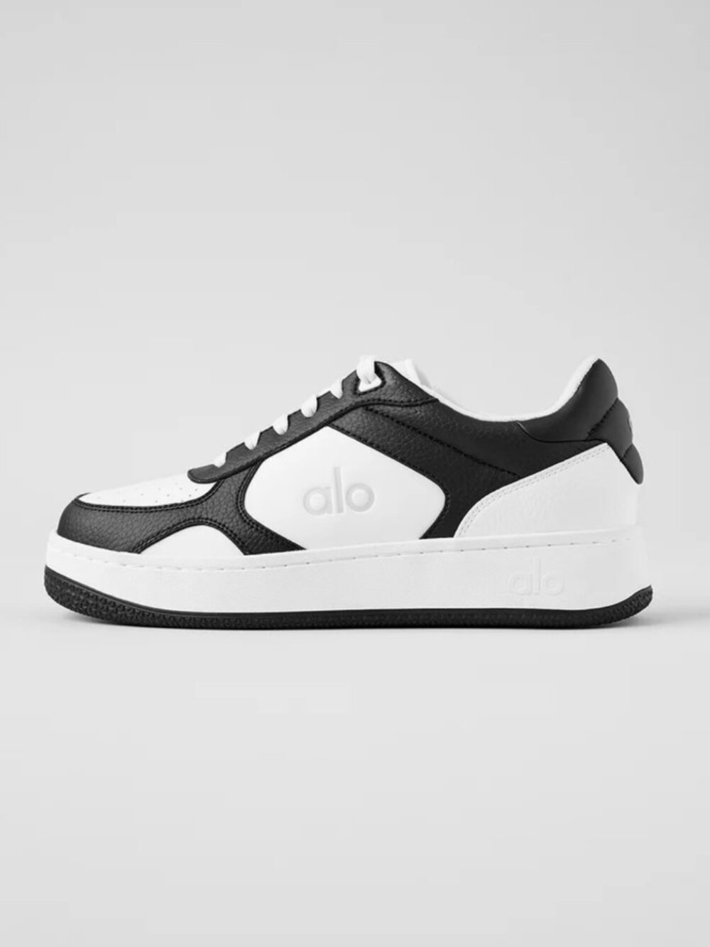 ALO Unisex Recovery Mode Black/White Vegan Leather Sneakers Size: M:8 W:9.5